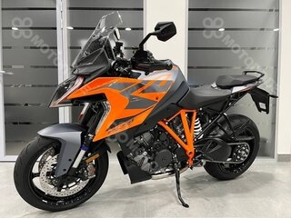 1290 Super Duke GT